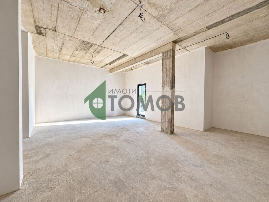 Дава се под наем Магазин в Стара Загора, Ремиза - 450 кв.м за 4500 € - Снимка #3