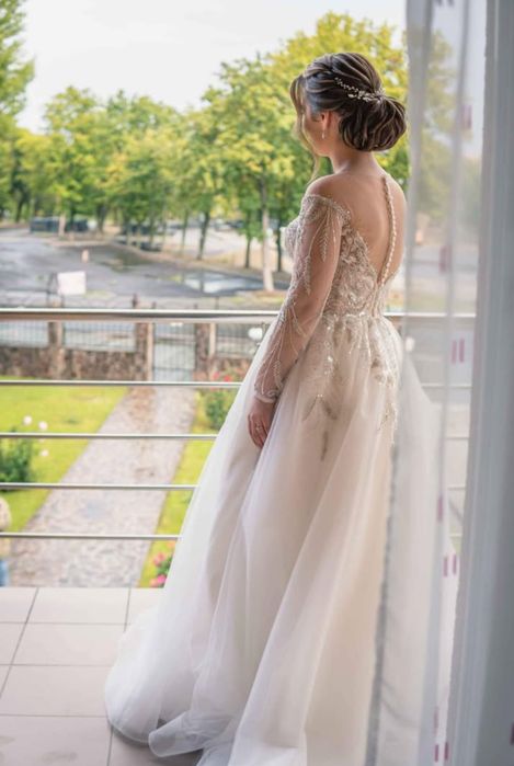 Vând rochie de mireasă