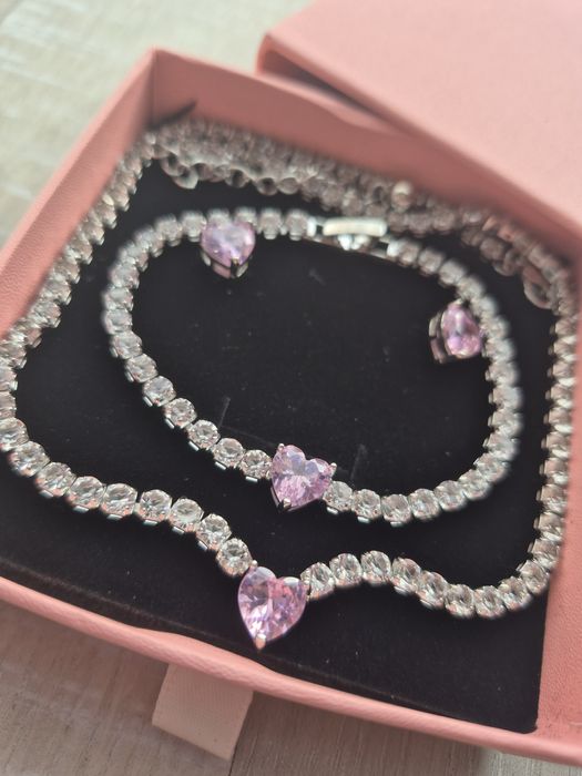 Set Tennis cu inima roz Set Bijuterii Inimă Radiantă – Cadoul Perfect