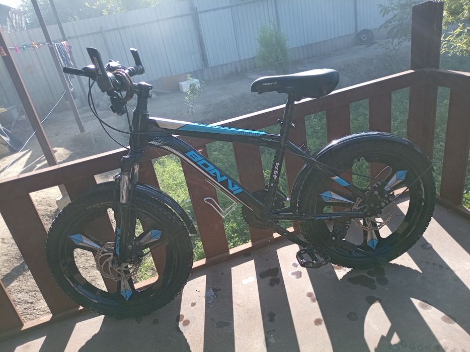 Velosped sotiladi