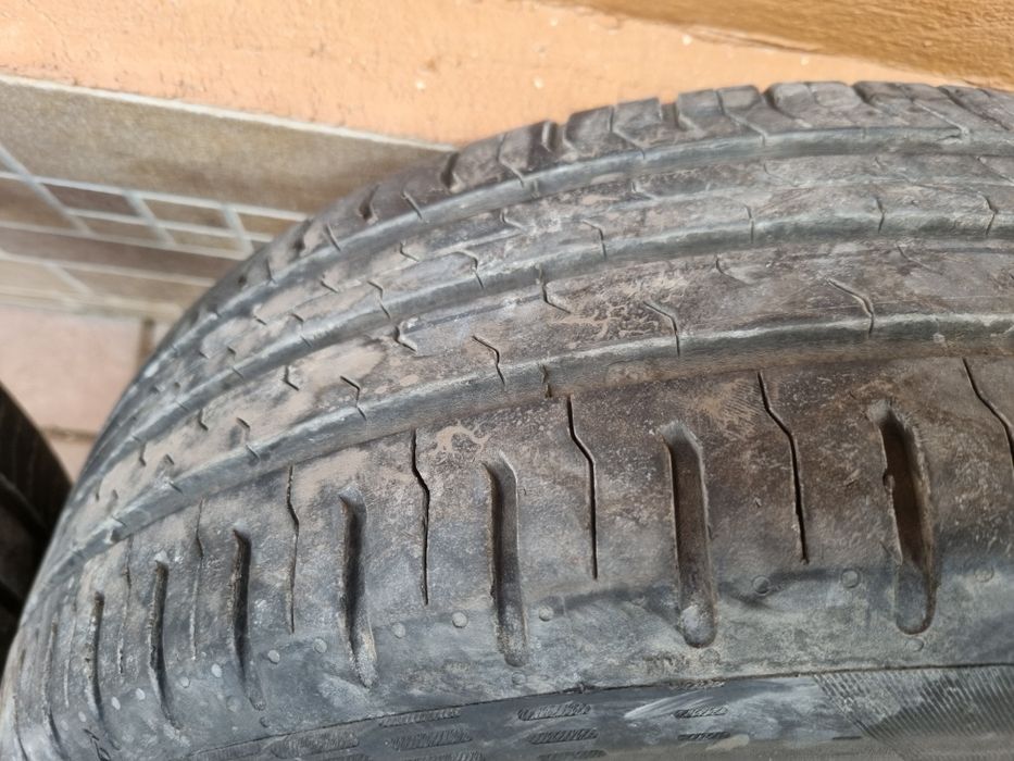 Anvelope Continental 77 H R15 60 165  Toyota Aygo