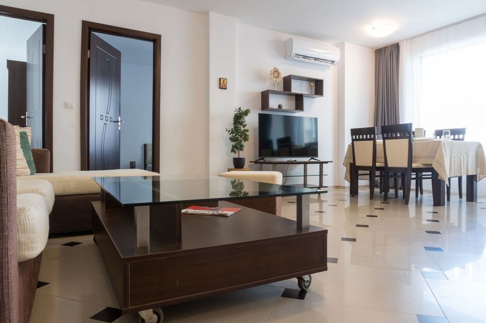 Дава се под наем Тристаен апартамент в Поморие - 100 кв.м за 612 € - Снимка #4