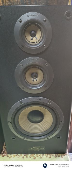 Boxe pioneer cs 775