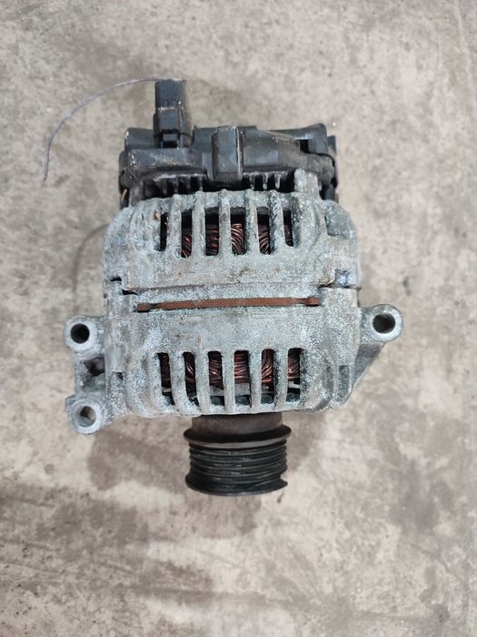 Генератор на Рено