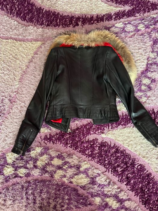 Дамско кожено яке