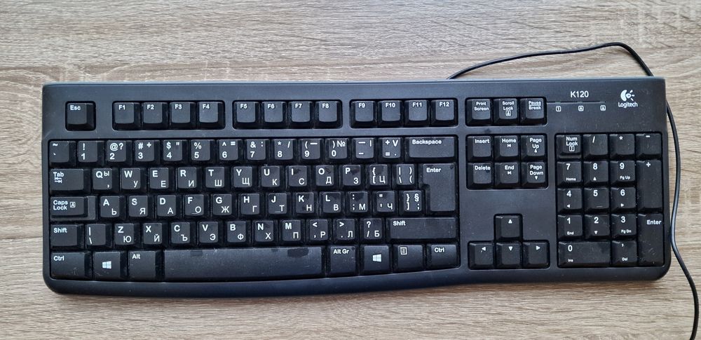 Три клавиатури за 10€ (Logitech, Natec и Delux)