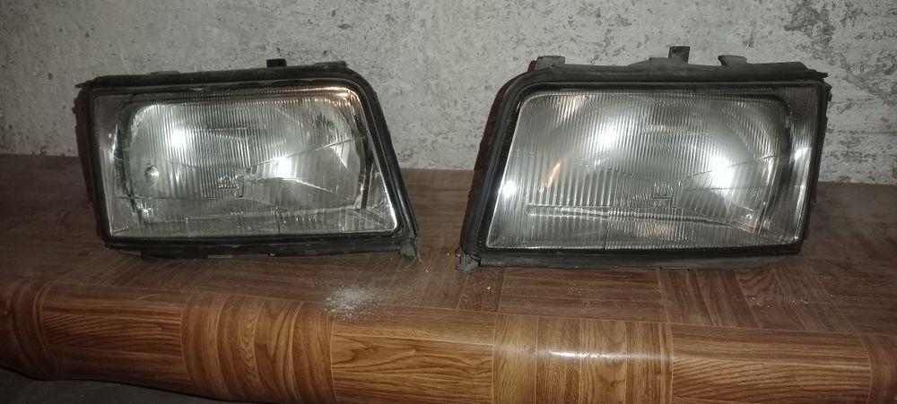 Фары Audi 100 C4