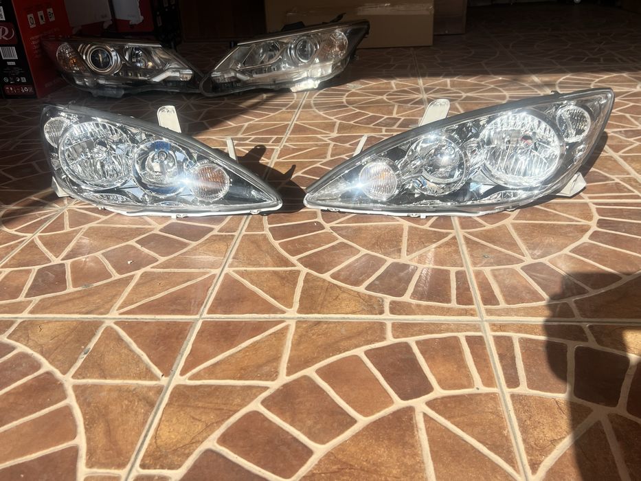 КАМРИ 35 Фара оригинал