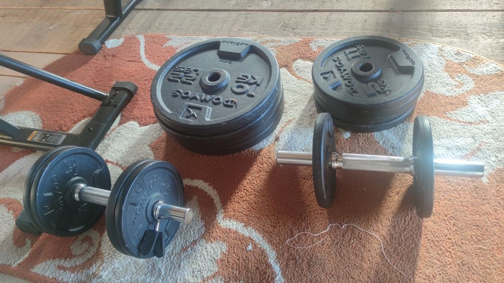 Set fitness (bancă, suport, greutăți)