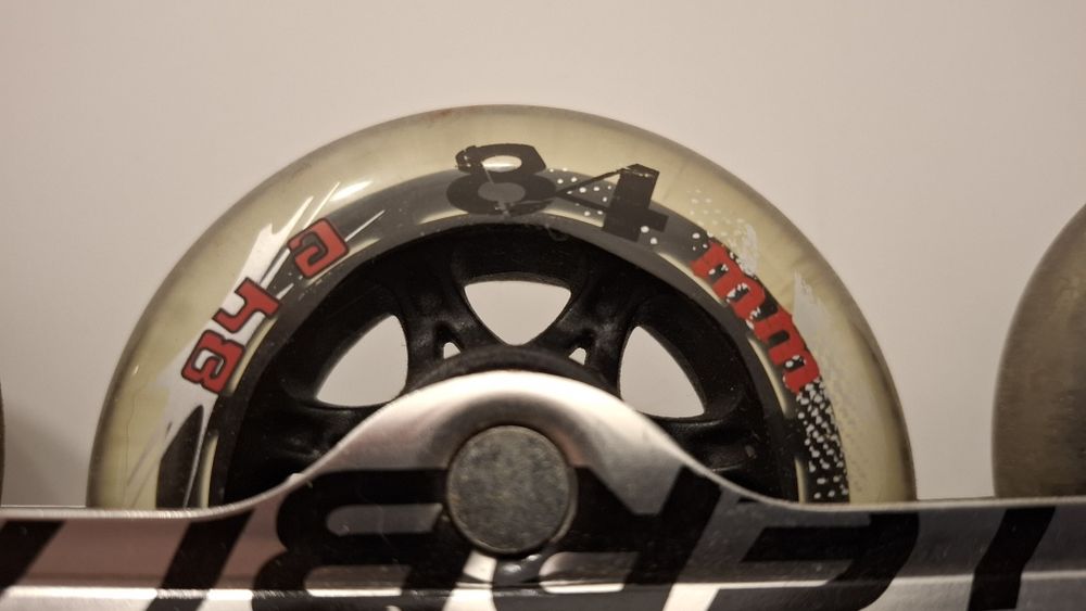 Role Rollerblade Spark XT 84