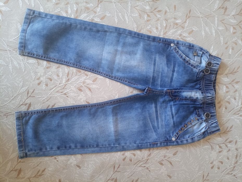 К-т дънки и горница за 3-4години