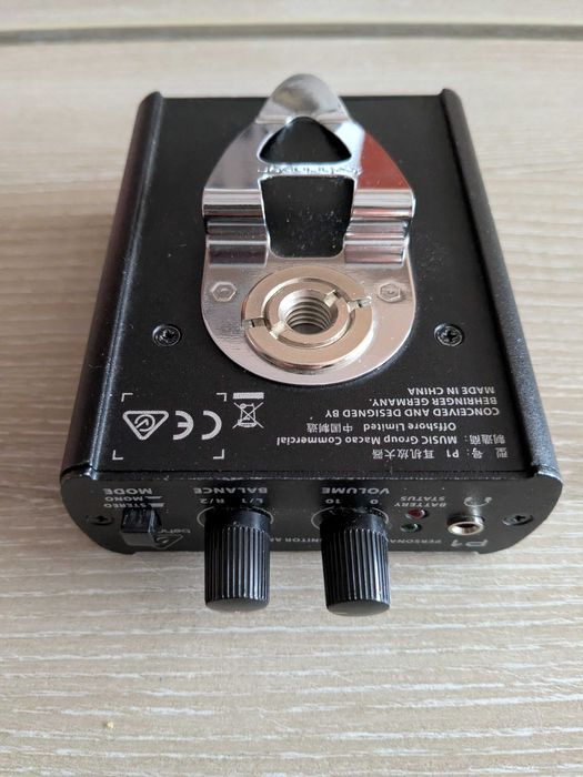 Behringer Powerplay P1