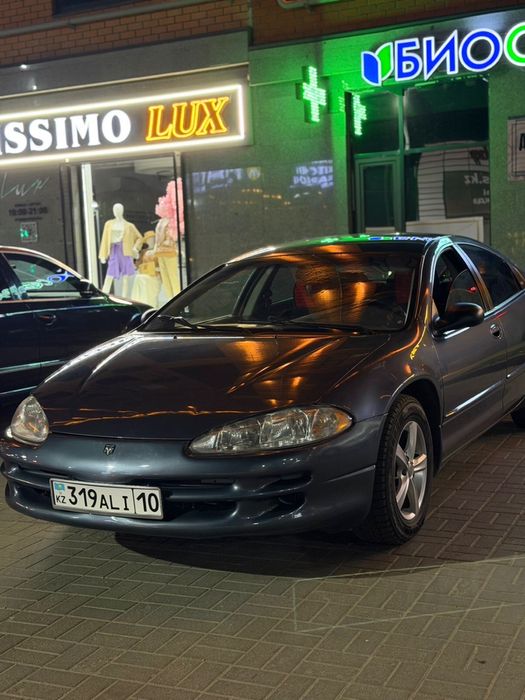 Продам додж  2001 гол Автомат