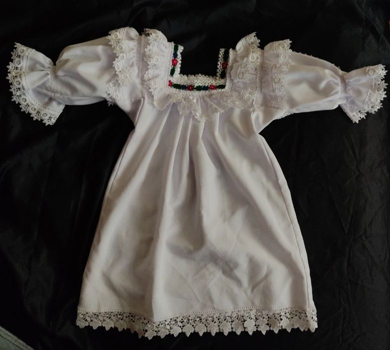 Cămașă tradițională din zona Maramureșului pentru domnișoare