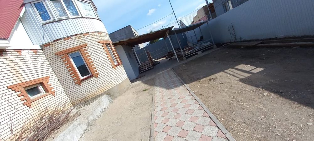 Дом с участком в новом центре