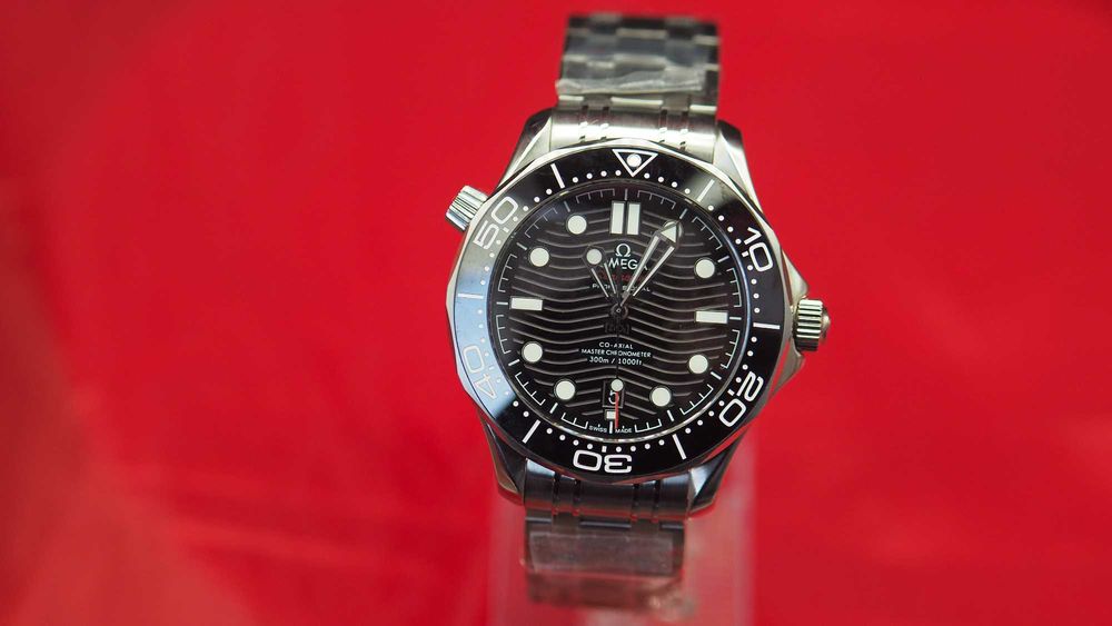 Omega Seamaster 300m