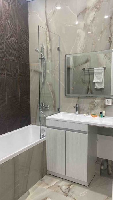 Перегородки для ванны в наличии