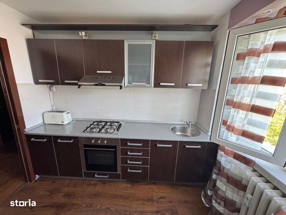 Apartamenr 2 camere, 54 mp, zona Brazda