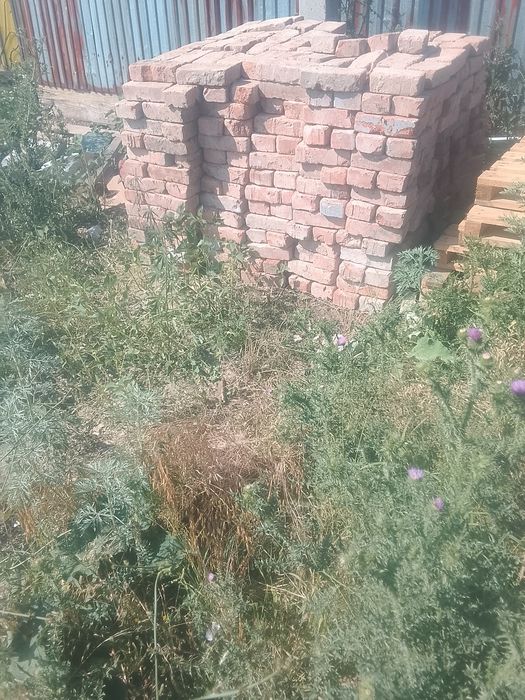 Продам красный кирпич