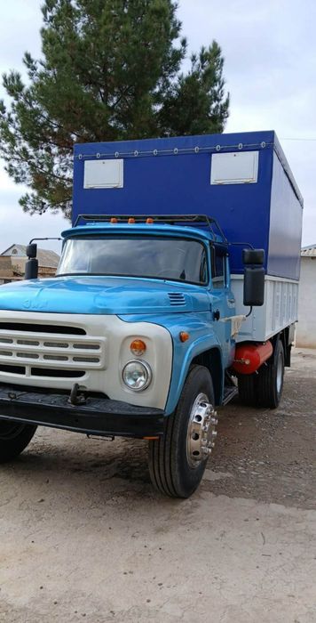 Zil 1992 yil. Hamma narsasi yangi