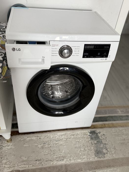 продам стиралку LG