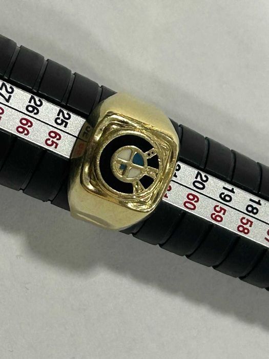 Златен пръстен 14 К 585/ 4.93 гр.