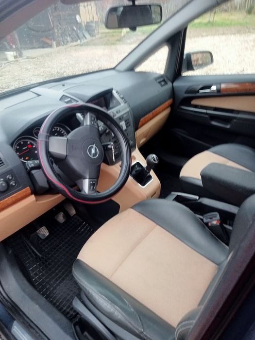 Опел Зафира 1.9 120к 2006г