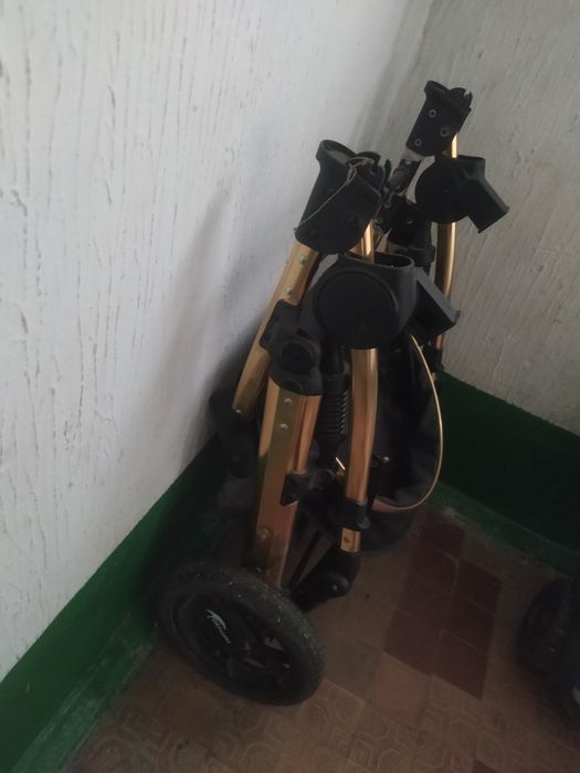 Коляска, прогулочная