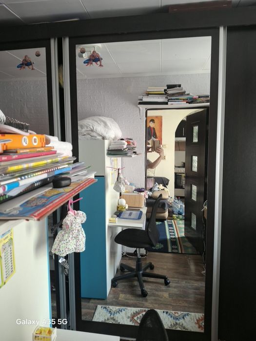 Vand apartament cu doua camere ,supraf.33 m² +garaj .,loc Deva,