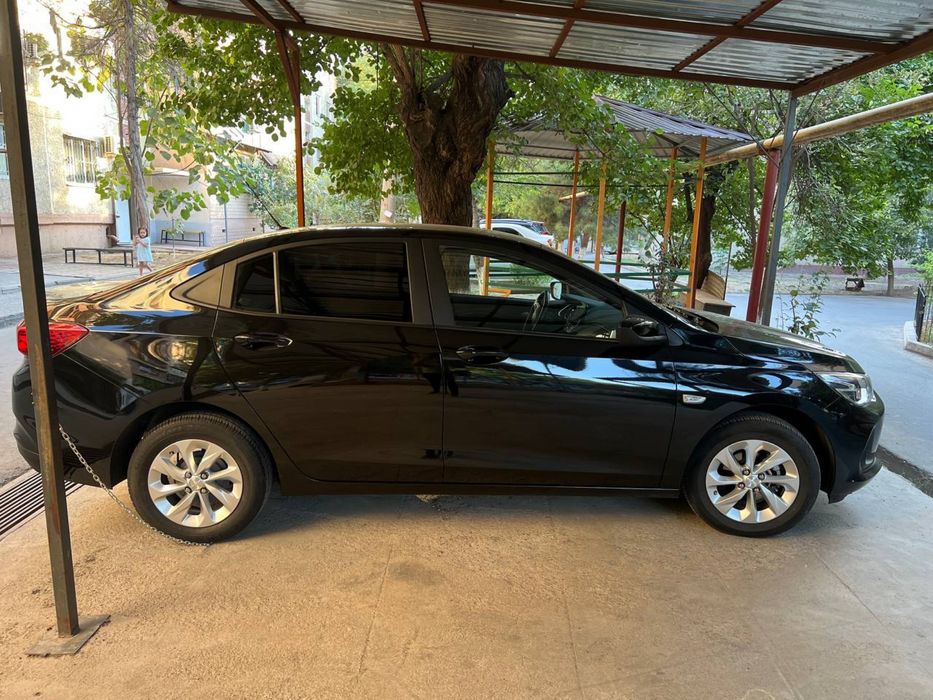 Chevrolet Onix Ltz