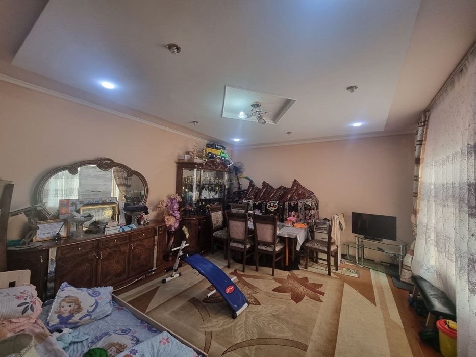 Yashnobod Fargona yolida 3 Sotox 6 xonali xovli sotiladi