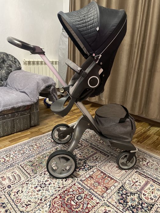 Продам коляску stokke.