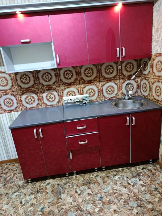 Срочно продам кухонный гарнитур
