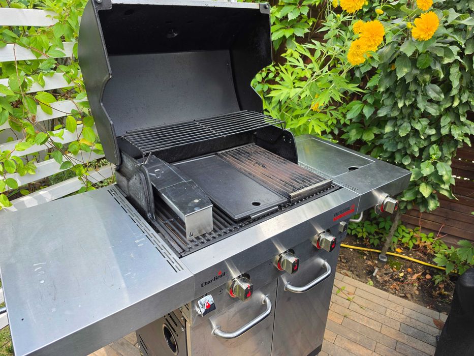 Gratar pe gaz din inox Char-Broil Professional Pro S 3, grile din fonta, sear burner, TRU-Infrared 140920
