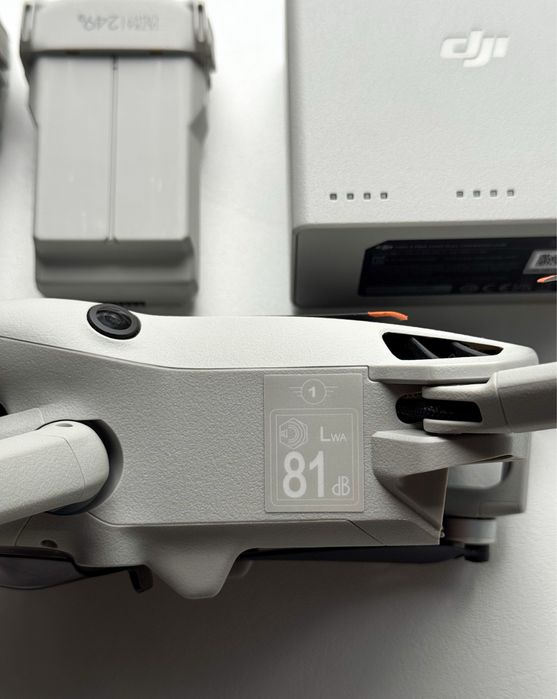 DJI Mini 4 PRO от Fly More Combo пакета БЕЗ контроллер