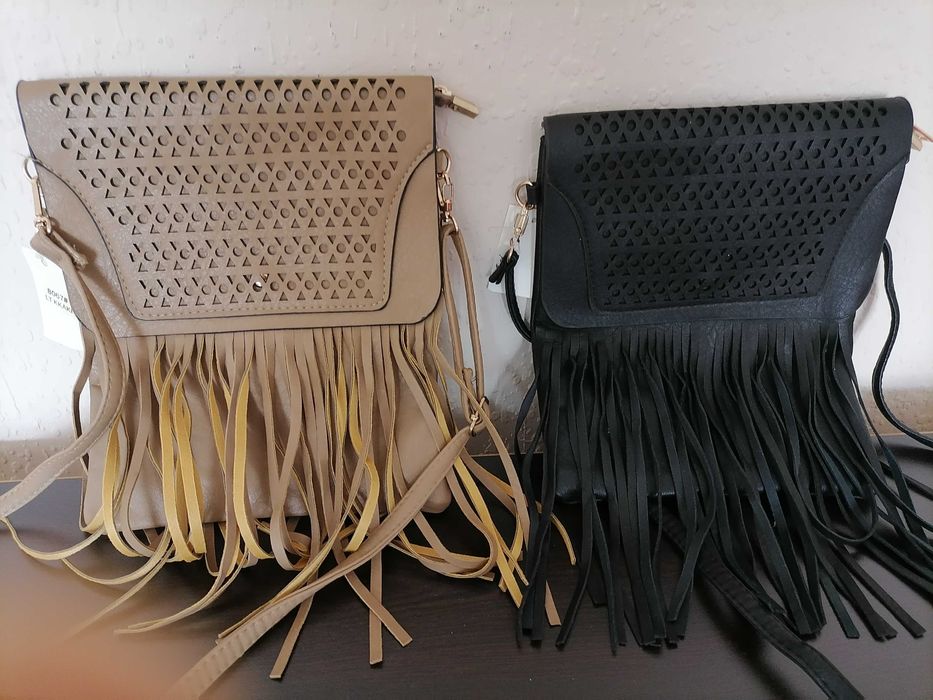 Раници дамски в различни цветове