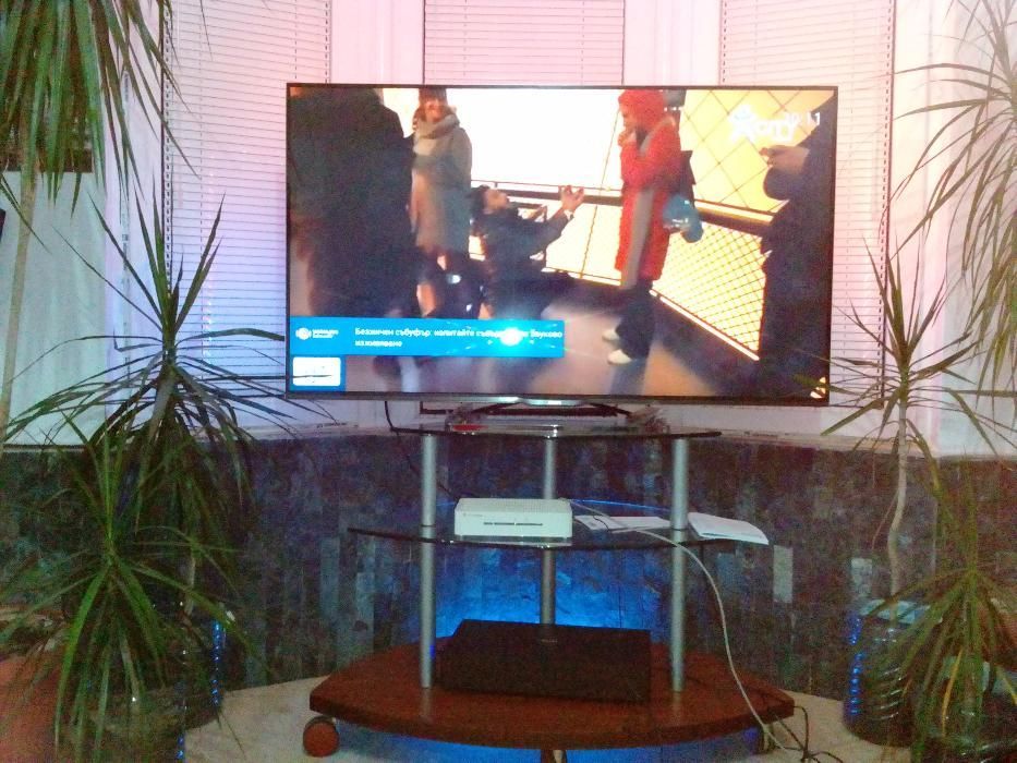 продавам телевизионна поставка