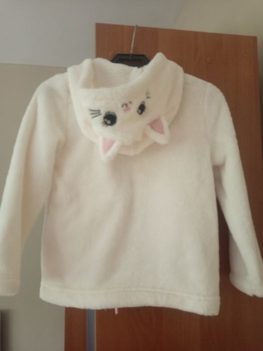 Детски суичър за 5-6 год