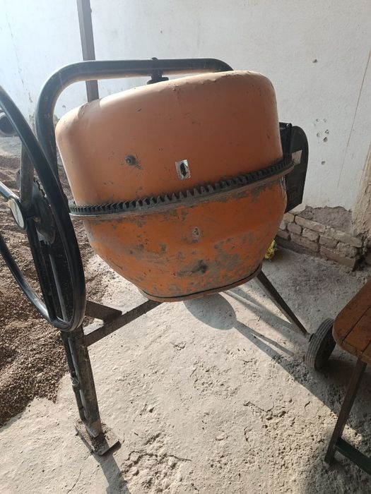 Продается бетономешалка