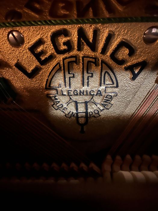 Pian Legnica Made Polonia