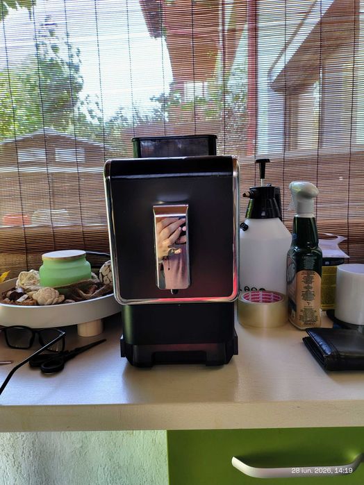 Espressor automat Tchibo Esperto PRO 1.2 636173, 19 bar, dispozitiv spumare lapte, Negru