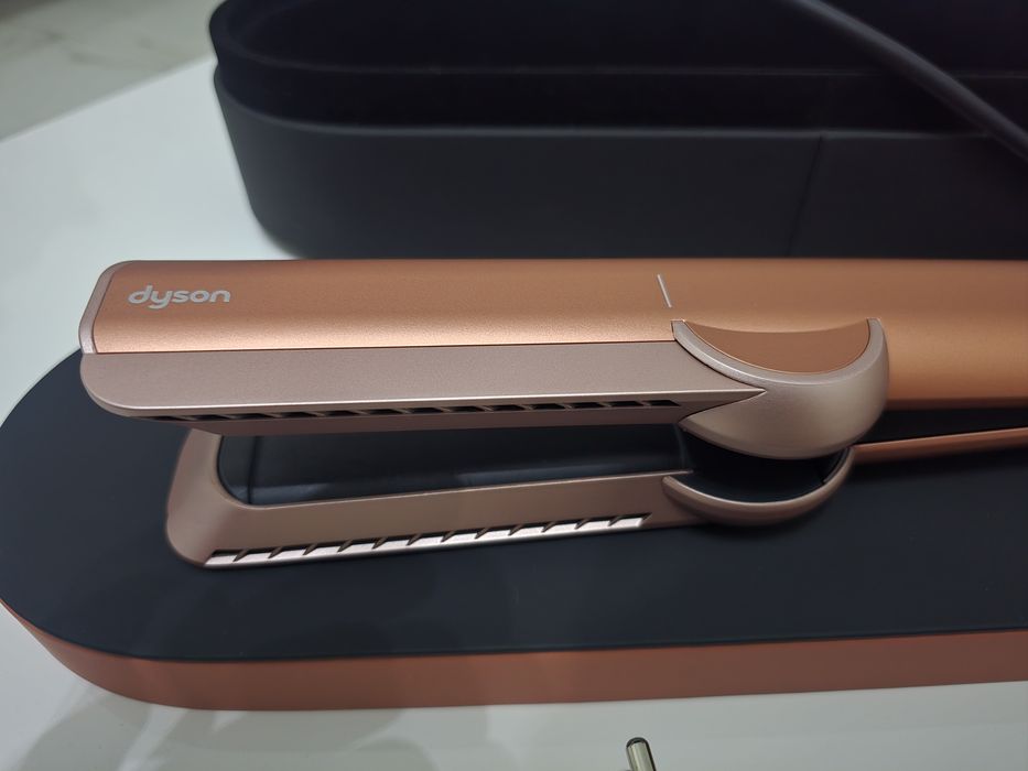 Placa de indreptat parul Dyson HT01 Airstrait™, 3 setari de temperatura, Motor Dyson Hyperdymium