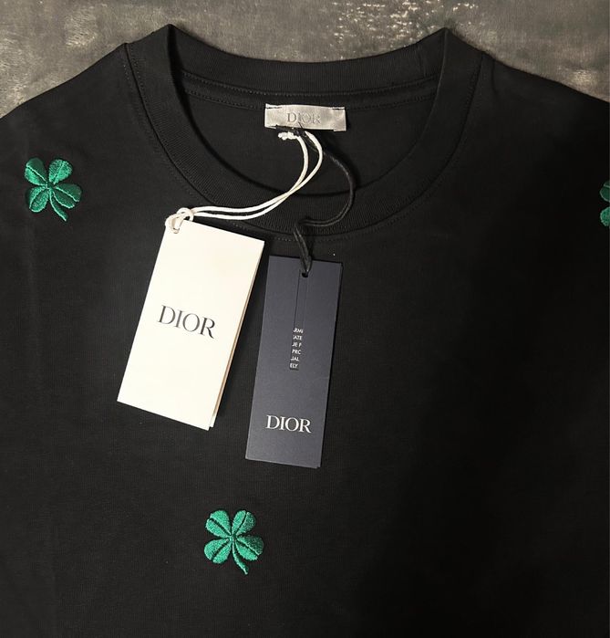 Vand triocu nou de barbati Dior