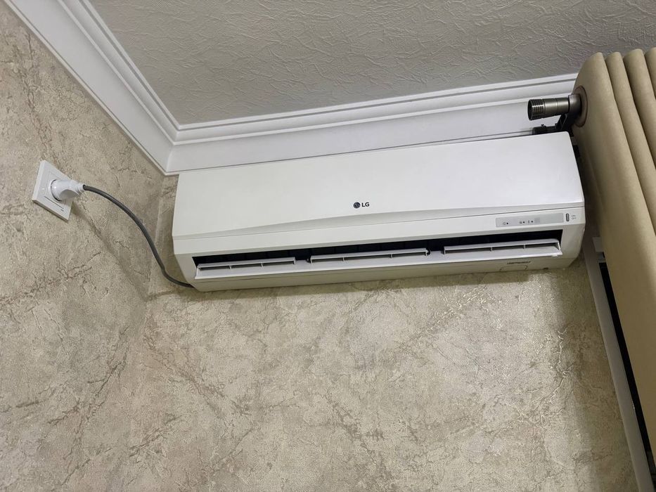 Продаётся кондиционеры LG12, SAMSUNG 12б/у