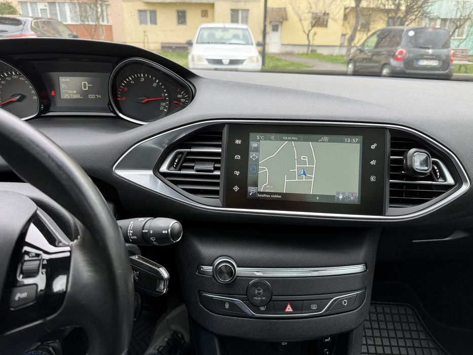 Peugeot 308 1.6 Diesel BlueHDI 2014