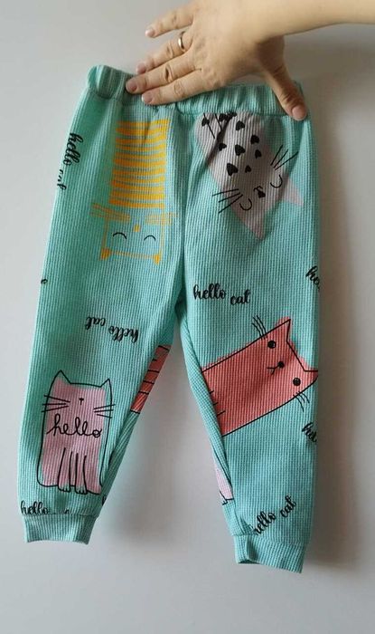 продам детскую одежду