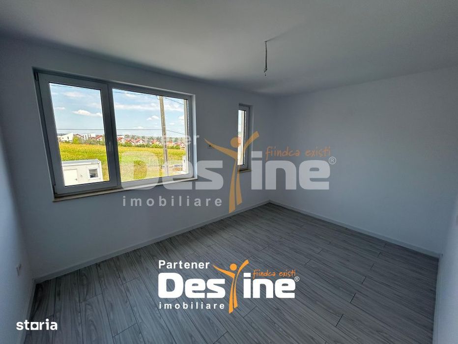 Casa tip duplex 108 mp utili - 250 mp teren Valea Lupului