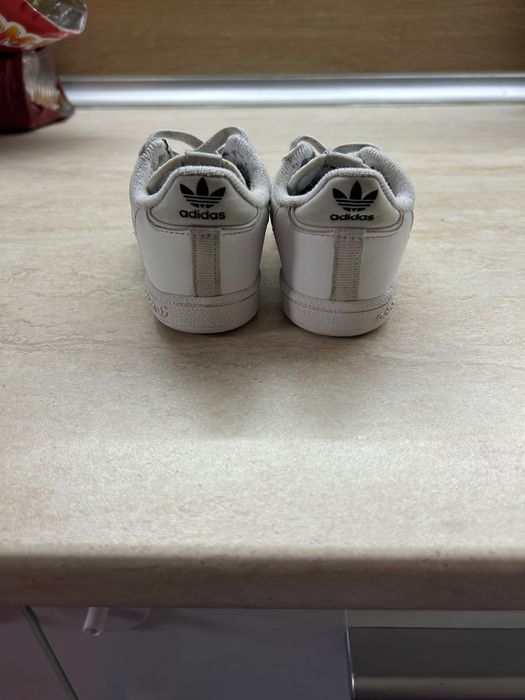 Оригинални Бебешки обувки адидас