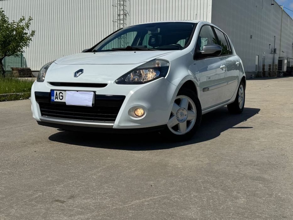 RENAULT Clio