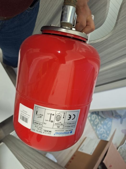 Centrala electrica Ella 300 plus vas de expansiune